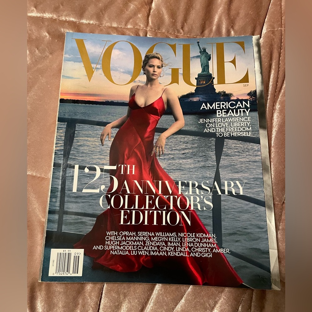 2017 VOGUE